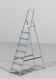 Стремянка 8 ступеней Новая Высота (100 серия)